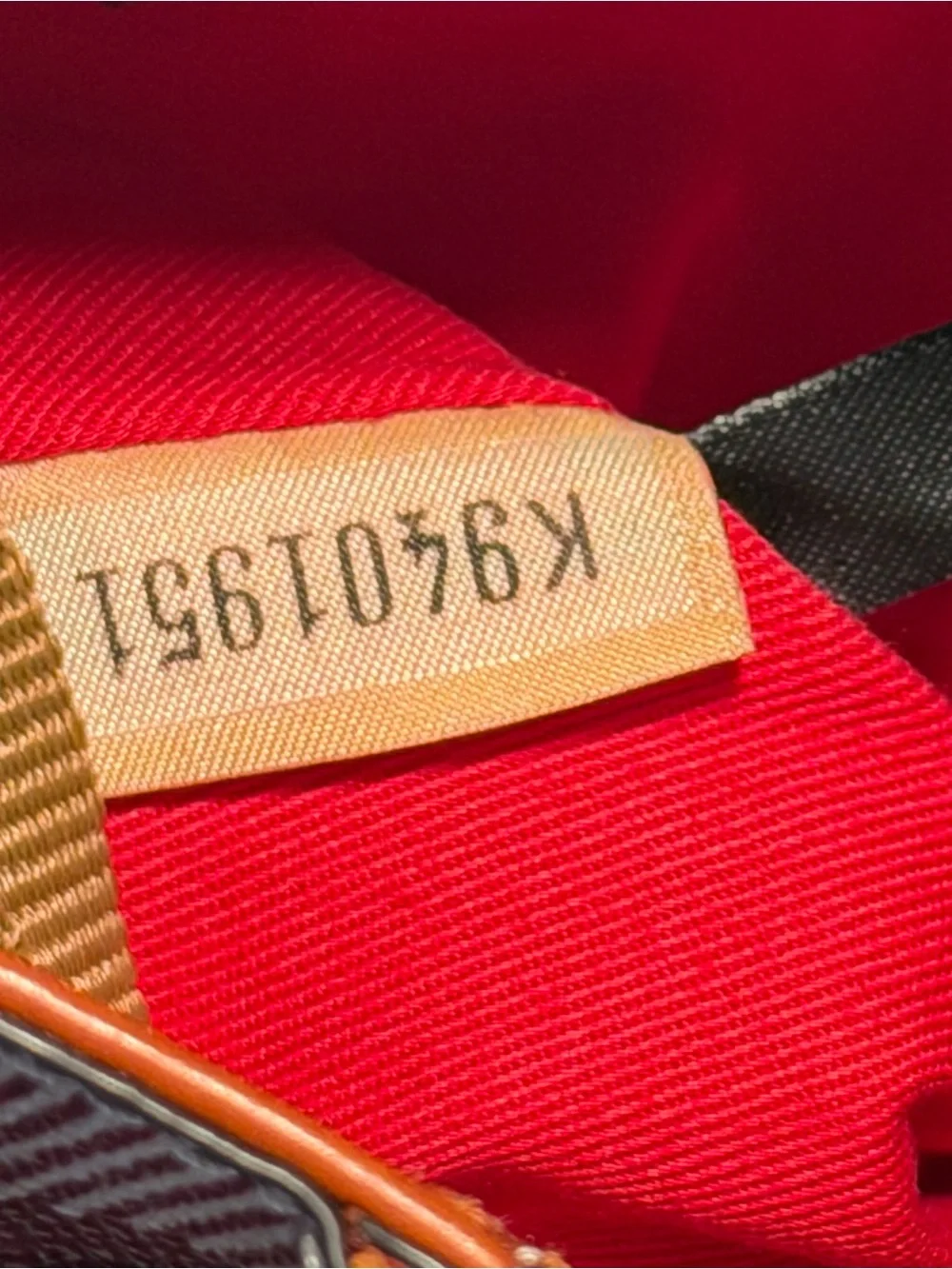 Dooney & Bourke nwot never